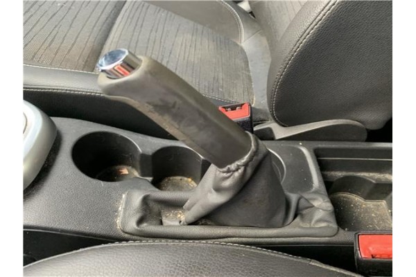 Recambio de consola para opel astra j berlina 5p 1.6 selective referencia OEM IAM 13468752  