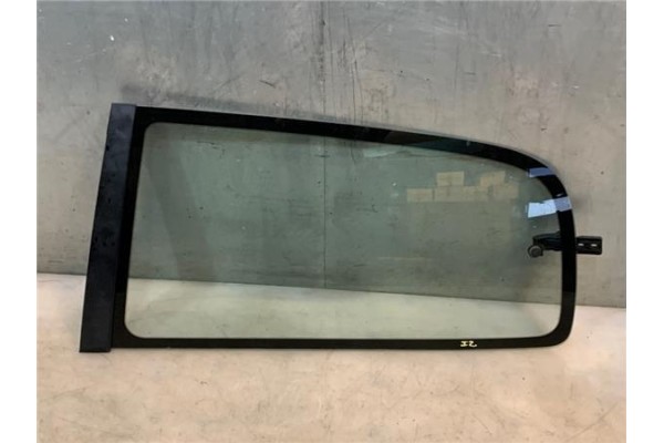 Recambio de luna puerta trasero izquierda para nissan sunny berlina (n14) 1.6 i 16v referencia OEM IAM   