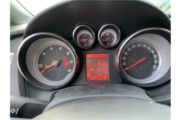 Recambio de cuadro completo para opel astra j berlina 5p 1.6 selective referencia OEM IAM 13460582  