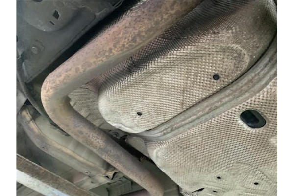 Recambio de deposito combustible para opel astra j berlina 5p 1.6 selective referencia OEM IAM 13269609 39039556 