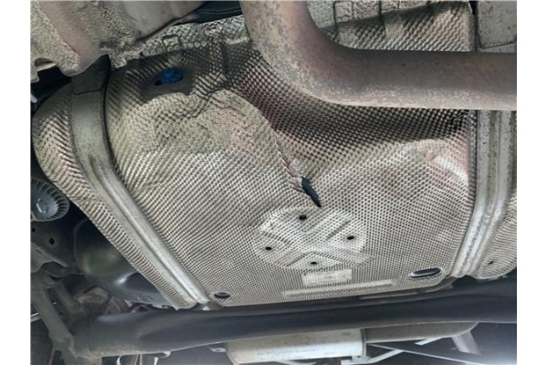 Recambio de deposito combustible para opel astra j berlina 5p 1.6 selective referencia OEM IAM 13269609 39039556 