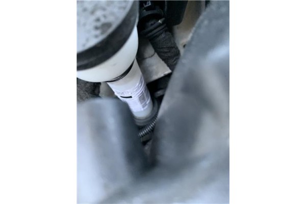 Recambio de deposito limpiaparabrisas para opel astra j berlina 5p 1.6 selective referencia OEM IAM 13260579  