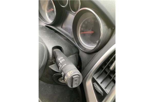 Recambio de embellecedor columna direccion para opel astra j berlina 5p 1.6 selective referencia OEM IAM 13345218 13306483 