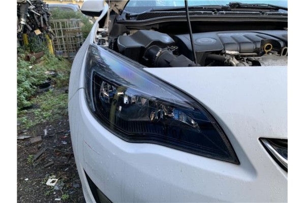 Recambio de faro delantero dcho para opel astra j berlina 5p 1.6 selective referencia OEM IAM 13365291  