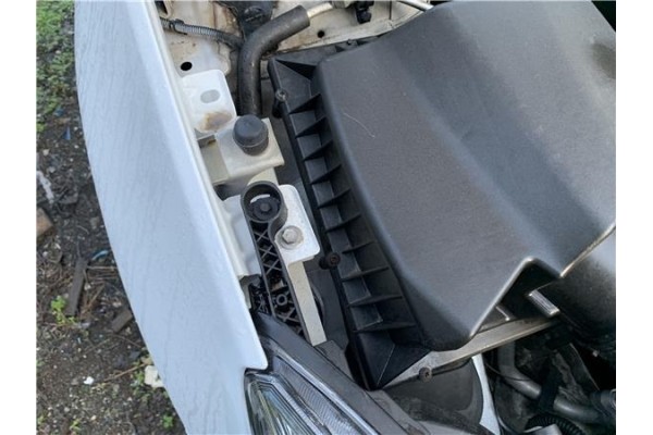 Recambio de faro delantero dcho para opel astra j berlina 5p 1.6 selective referencia OEM IAM 13365291  