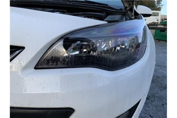 Recambio de faro delantero izquierdo para opel astra j berlina 5p 1.6 selective referencia OEM IAM 13365290  