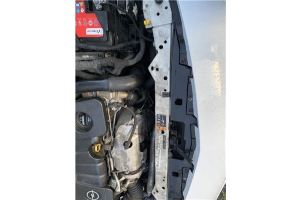 Recambio de frente delantero para opel astra j berlina 5p 1.6 selective referencia OEM IAM 13288975 13456178 