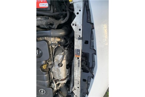 Recambio de frente delantero para opel astra j berlina 5p 1.6 selective referencia OEM IAM 13288975 13456178 
