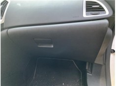 Recambio de guantera salpicadero para opel astra j berlina 5p 1.6 selective referencia OEM IAM 13313192  