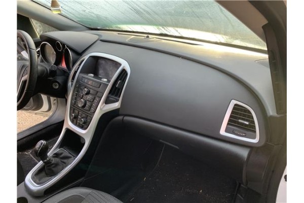 Recambio de kit airbag para opel astra j berlina 5p 1.6 selective referencia OEM IAM 39172523 13381057 