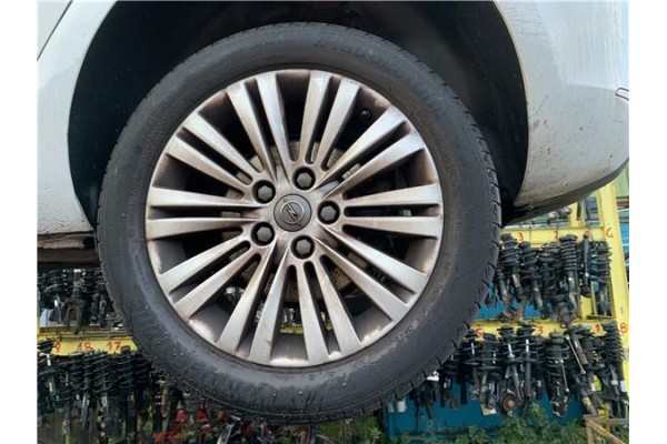Recambio de llanta para opel astra j berlina 5p 1.6 selective referencia OEM IAM 13259235  