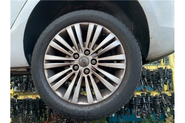 Recambio de llanta para opel astra j berlina 5p 1.6 selective referencia OEM IAM 13259235  