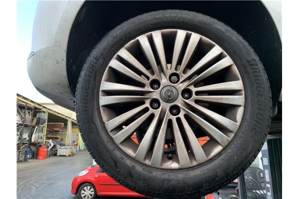 Recambio de llanta para opel astra j berlina 5p 1.6 selective referencia OEM IAM 13259235  