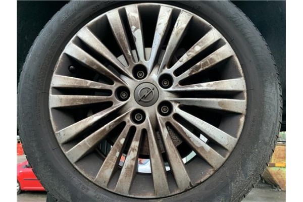 Recambio de llanta para opel astra j berlina 5p 1.6 selective referencia OEM IAM 13259235  