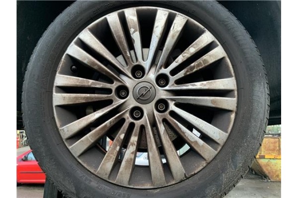 Recambio de llanta para opel astra j berlina 5p 1.6 selective referencia OEM IAM 13259235  