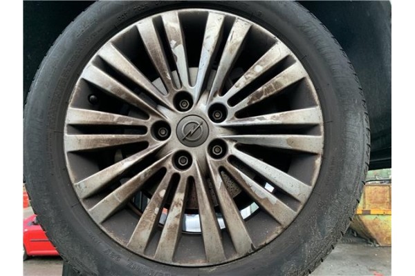 Recambio de llanta para opel astra j berlina 5p 1.6 selective referencia OEM IAM 13259235  