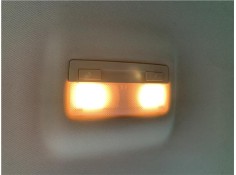 Recambio de luz trasero central techo para opel astra j berlina 5p 1.6 selective referencia OEM IAM 22774329  