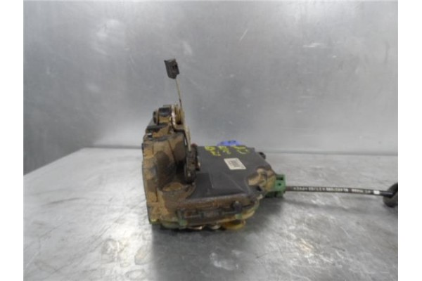 Recambio de cierre electromagnetico delantero izquierdo para seat ibiza (6l1) 1.4 16v referencia OEM IAM 3B1837015AM  3B1837015A