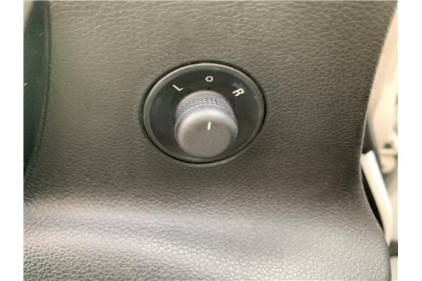 Recambio de mando retrovisor electrico para opel astra j berlina 5p 1.6 selective referencia OEM IAM 6240710  