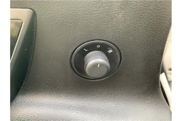 Recambio de mando retrovisor electrico para opel astra j berlina 5p 1.6 selective referencia OEM IAM 6240710  