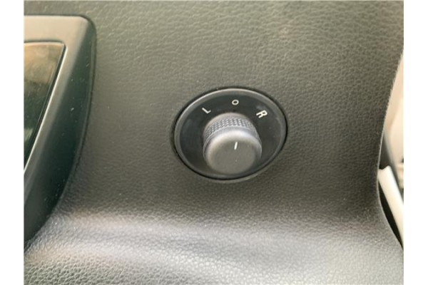 Recambio de mando retrovisor electrico para opel astra j berlina 5p 1.6 selective referencia OEM IAM 6240710  