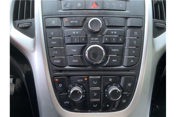 Recambio de mandos climatizador para opel astra j berlina 5p 1.6 selective referencia OEM IAM 13435148  