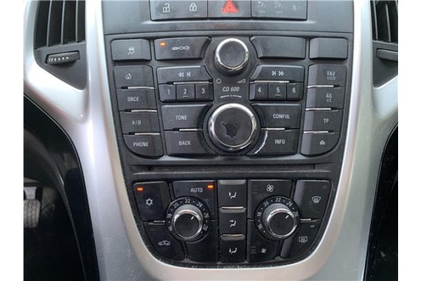 Recambio de mandos climatizador para opel astra j berlina 5p 1.6 selective referencia OEM IAM 13435148  