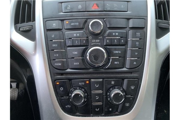 Recambio de mandos climatizador para opel astra j berlina 5p 1.6 selective referencia OEM IAM 13435148  