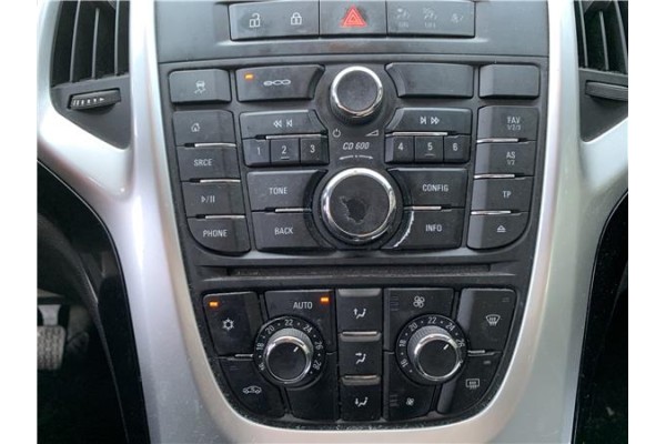 Recambio de mandos climatizador para opel astra j berlina 5p 1.6 selective referencia OEM IAM 13435148  