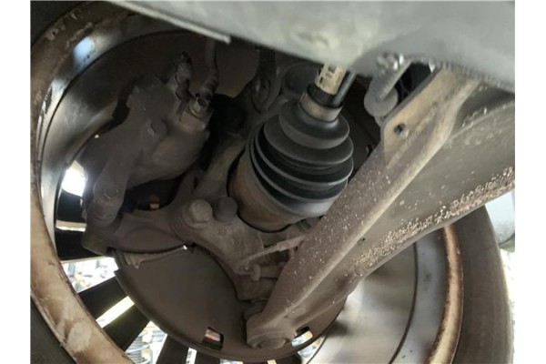 Recambio de mangueta delantero derecha para opel astra j berlina 5p 1.6 selective referencia OEM IAM 13319483  