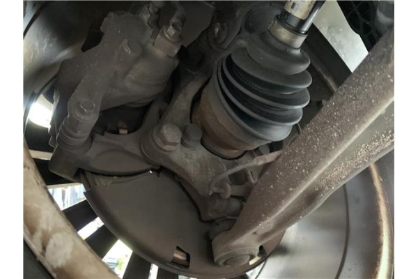 Recambio de mangueta delantero derecha para opel astra j berlina 5p 1.6 selective referencia OEM IAM 13319483  