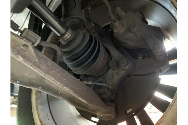 Recambio de mangueta delantero izquierda para opel astra j berlina 5p 1.6 selective referencia OEM IAM 13319482  