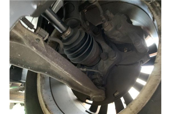 Recambio de mangueta delantero izquierda para opel astra j berlina 5p 1.6 selective referencia OEM IAM 13319482  