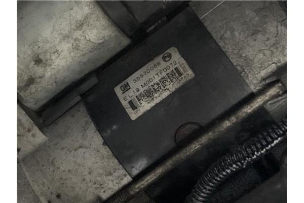 Recambio de motor arranque para opel astra j berlina 5p 1.6 selective referencia OEM IAM 55503481  