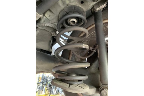 Recambio de muelle amortiguacion para opel astra j berlina 5p 1.6 selective referencia OEM IAM 13333951  