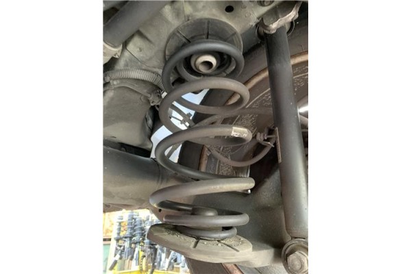 Recambio de muelle amortiguacion para opel astra j berlina 5p 1.6 selective referencia OEM IAM 13333951  