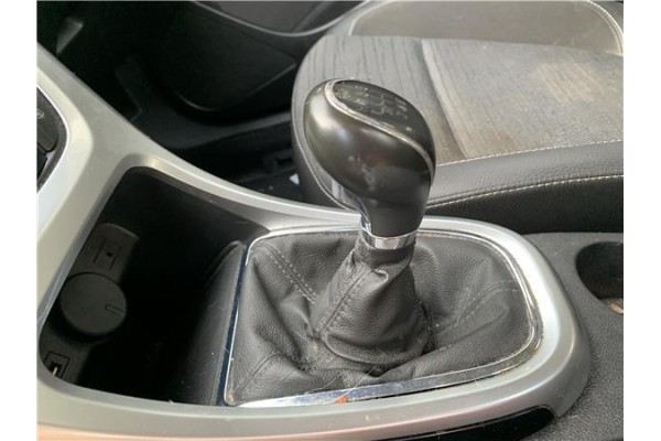 Recambio de palanca de cambio para opel astra j berlina 5p 1.6 selective referencia OEM IAM 55598025 55486394 