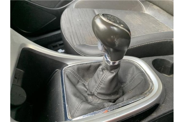 Recambio de palanca de cambio para opel astra j berlina 5p 1.6 selective referencia OEM IAM 55598025 55486394 