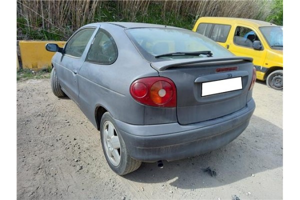 renault megane i coach (da0/1_) del año 2001