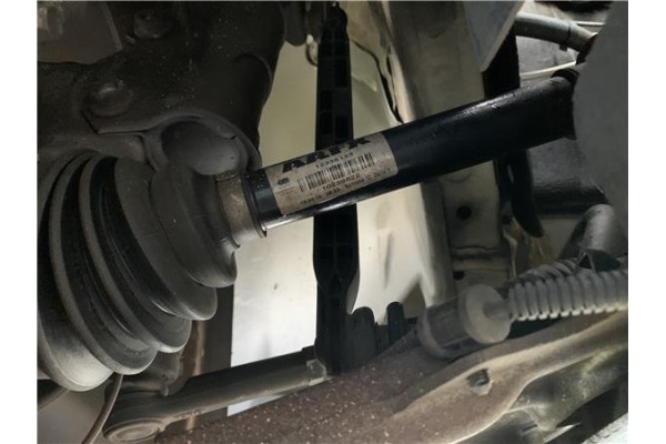 Recambio de palier delantero derecho para opel astra j berlina 5p 1.6 selective referencia OEM IAM 13473556  