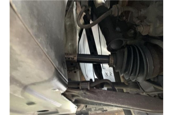 Recambio de palier delantero derecho para opel astra j berlina 5p 1.6 selective referencia OEM IAM 13473556  