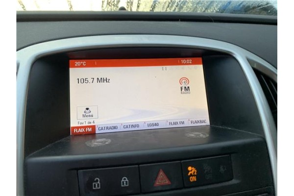 Recambio de pantalla para opel astra j berlina 5p 1.6 selective referencia OEM IAM 42353388  