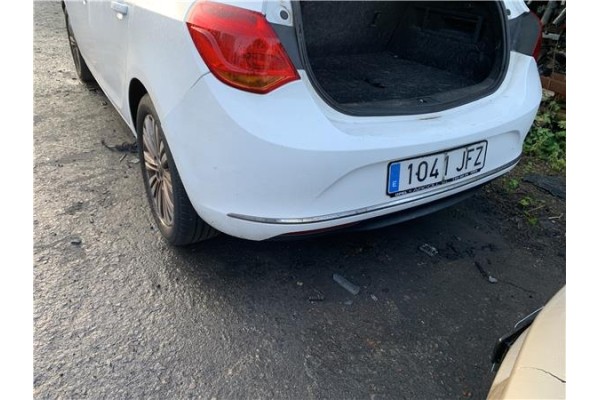 Recambio de paragolpes trasero para opel astra j berlina 5p 1.6 selective referencia OEM IAM 13364582  