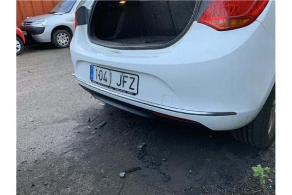 Recambio de paragolpes trasero para opel astra j berlina 5p 1.6 selective referencia OEM IAM 13364582  