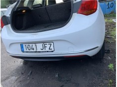 Recambio de paragolpes trasero para opel astra j berlina 5p 1.6 selective referencia OEM IAM 13364582  