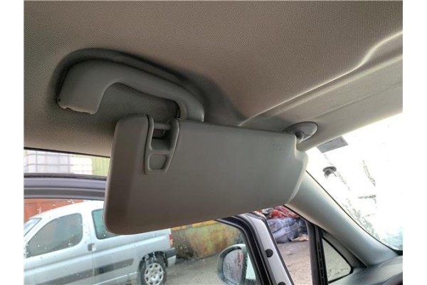 Recambio de parasol izquierdo para opel astra j berlina 5p 1.6 selective referencia OEM IAM 22800043  