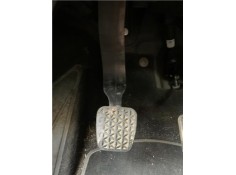 Recambio de pedal embrague para opel astra j berlina 5p 1.6 selective referencia OEM IAM 13421035  