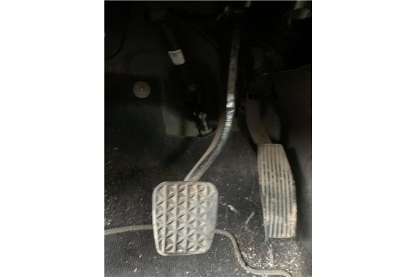 Recambio de pedal freno para opel astra j berlina 5p 1.6 selective referencia OEM IAM 13421035  