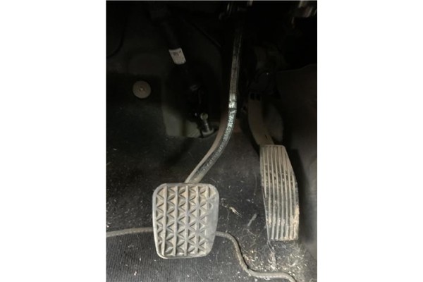Recambio de pedal freno para opel astra j berlina 5p 1.6 selective referencia OEM IAM 13421035  