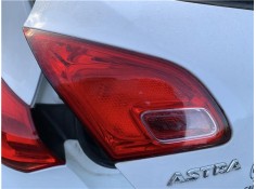 Recambio de piloto porton trasero izquierdo para opel astra j berlina 5p 1.6 selective referencia OEM IAM 13306453  